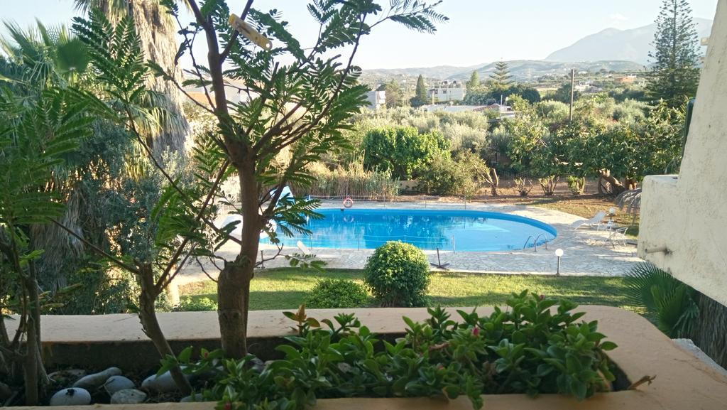 Minoas Hotel Amoudara  Bagian luar foto