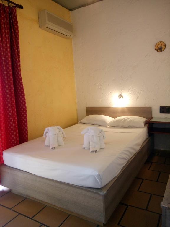 Minoas Hotel Amoudara  Bagian luar foto