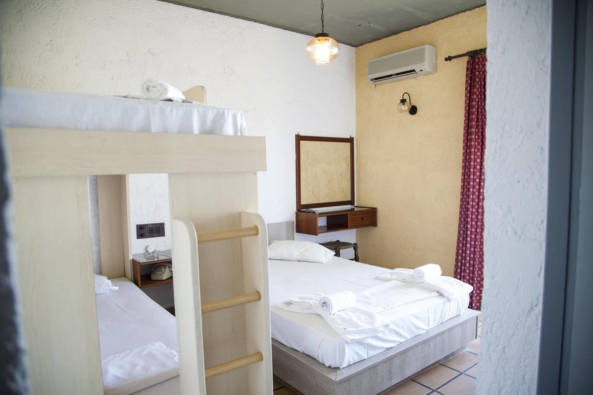 Minoas Hotel Amoudara  Bagian luar foto