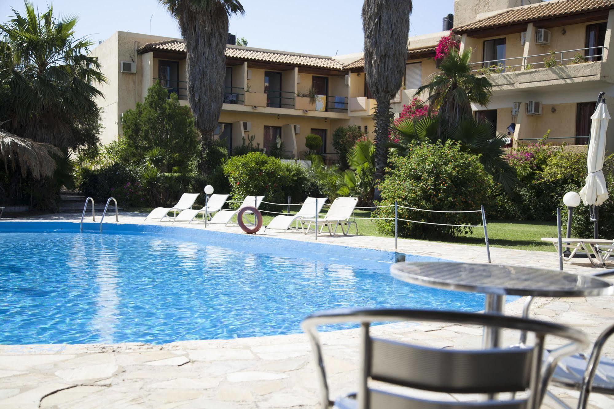 Minoas Hotel Amoudara  Bagian luar foto