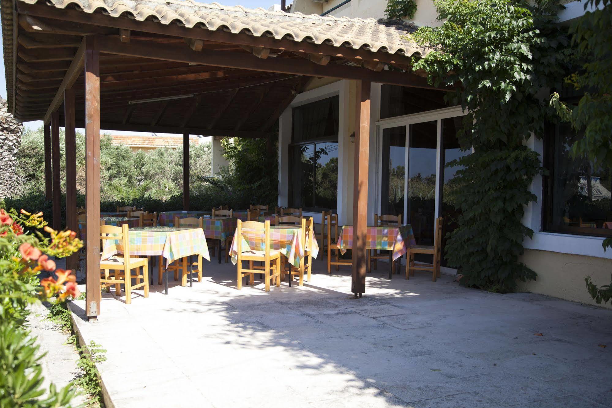 Minoas Hotel Amoudara  Bagian luar foto