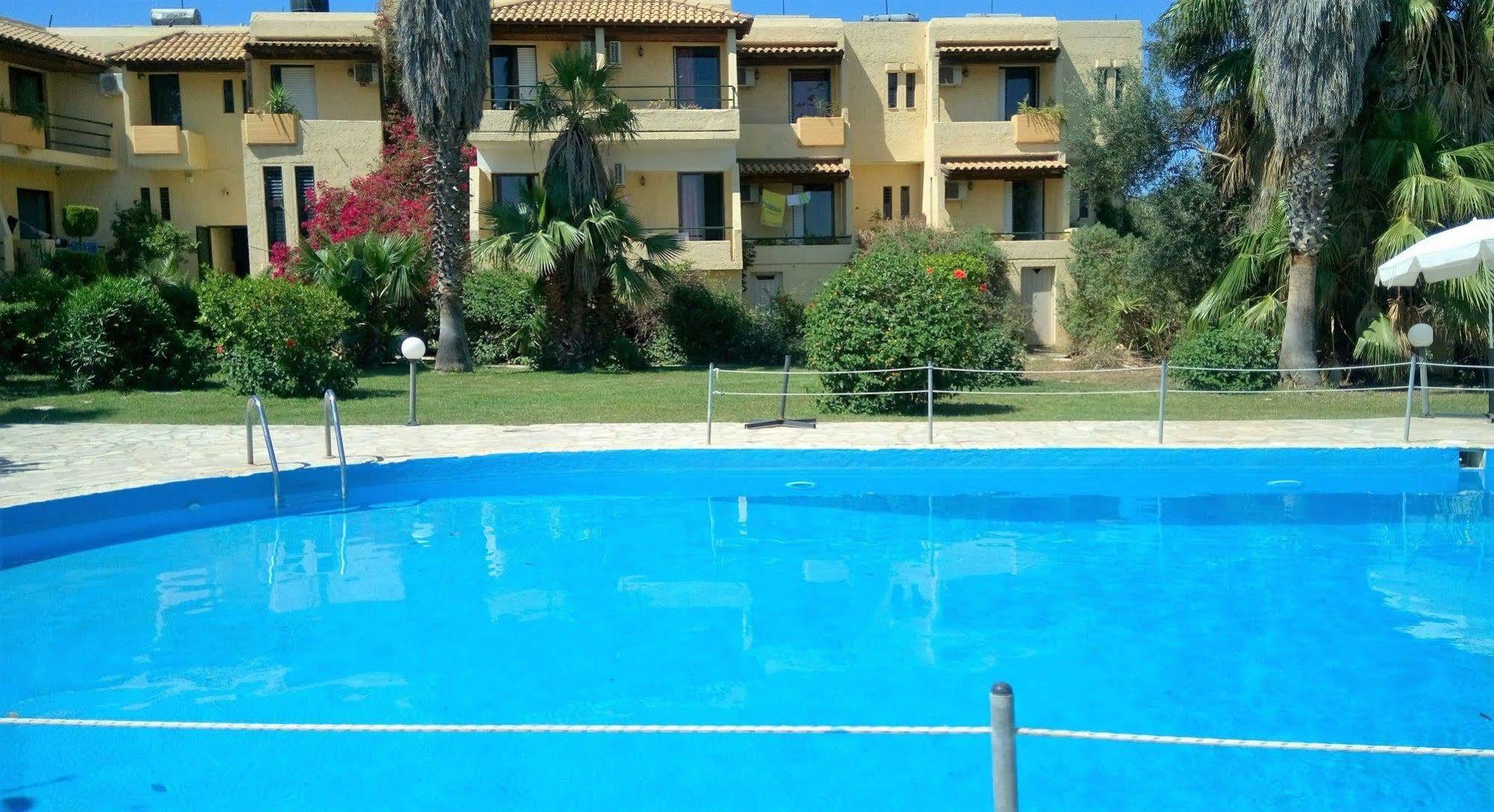 Minoas Hotel Amoudara  Bagian luar foto