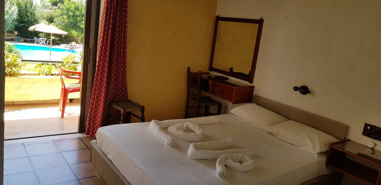 Minoas Hotel Amoudara  Bagian luar foto