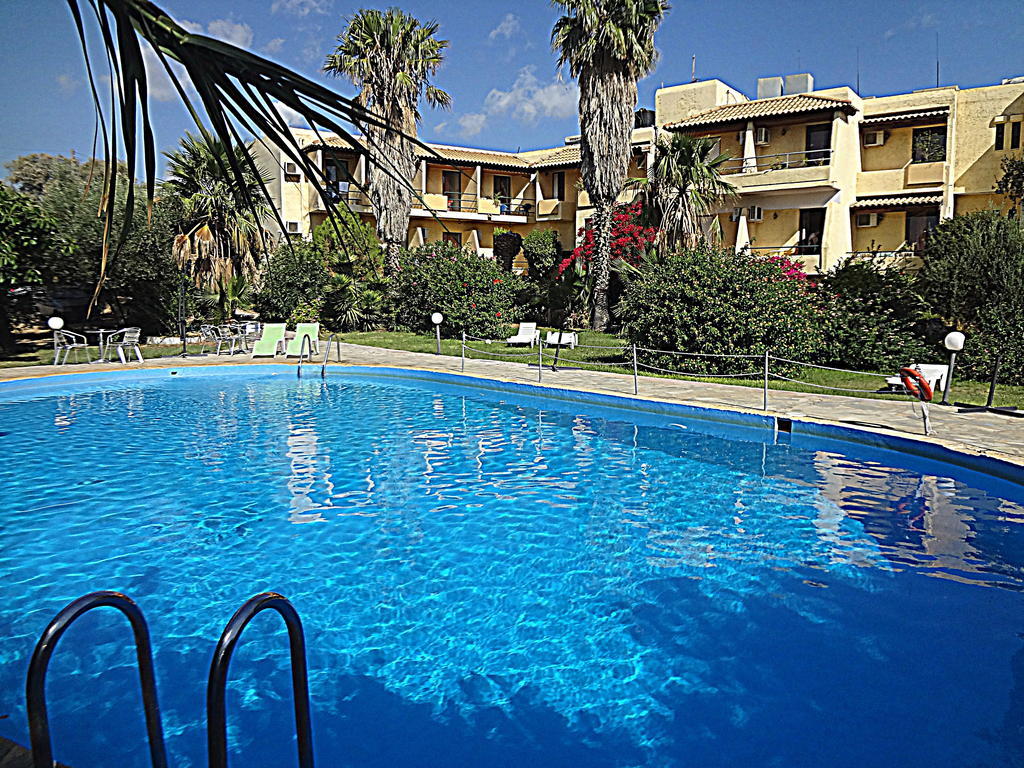 Minoas Hotel Amoudara  Bagian luar foto